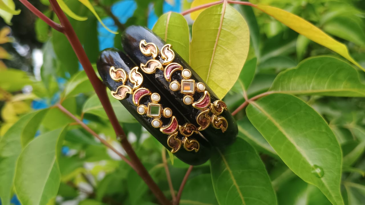 Mrignaini- Ink Black Padma - Bangle Pair(2 pieces) - Image 3